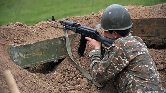 Ermenistan-Azerbaycan sınırındaki çatışmalarda 1 asker şehit oldu
