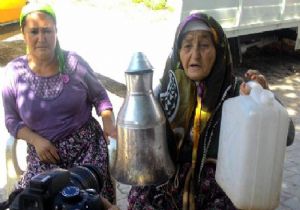 İzmir deki köyde su isyanı: Omuzda taşıyorlar!