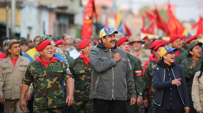 10 ülkeden Venezuela ordusuna darbe çağrısı!