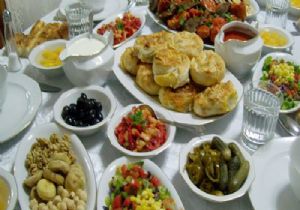 ‘Sıcak’ Ramazan için beslenme önerileri 