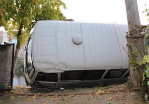 Denizli’de korkunç kaza: İki minibüs çarpıştı 