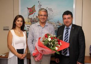 Karşıyaka’da belediye-Kızılay işbirliği ilaç oldu 