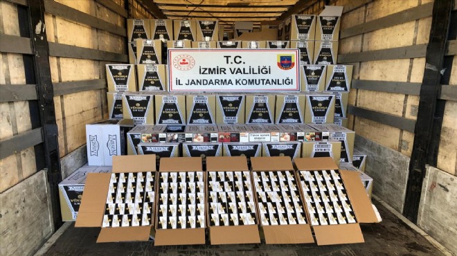 51 bin 750 paket ele geçirildi... İzmir de kaçak sigara baskını!