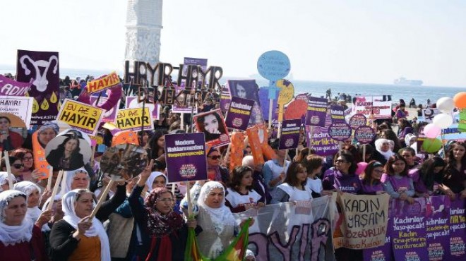 8 Mart Kadın Platformu İzmir de  hayır  dedi