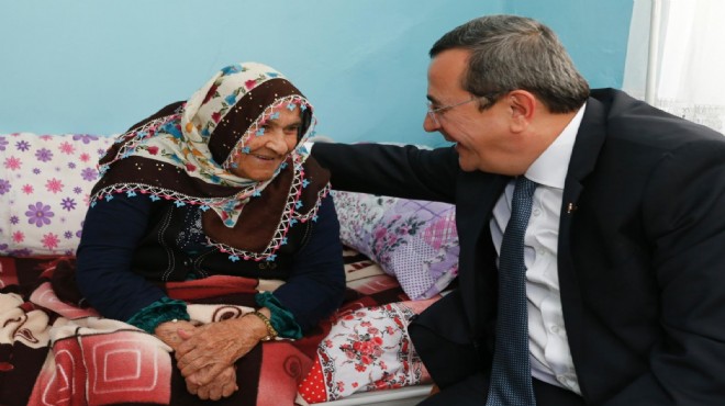 96 yaşındaki ‘Türkiye’ Anne’ye anlamlı ziyaret