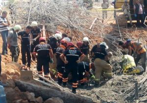 İzmir’deki yol inşaatında facia: 4 işçi öldü 
