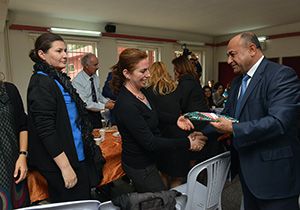 Başkan Arslan dan öğretmenlere özel kutlama