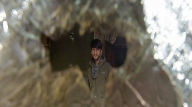 Afganistan da camiye bombalı saldırı