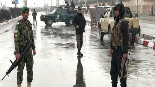 Afganistan da iki saldırı: 10 u sivil 27 ölü!