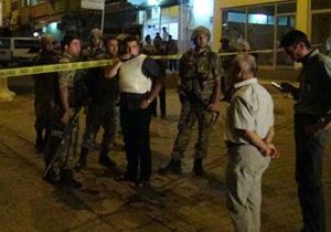 Diyarbakır da polis aracına saldırı: 1 i şehit 2 ölü