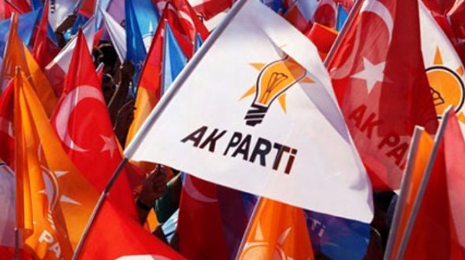 AK Parti de 5 ilçe başkanı istifa etti