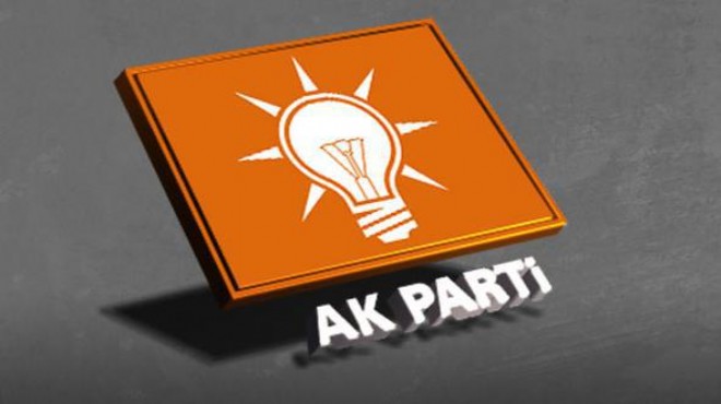 AK Parti de il başkanı istifa etti