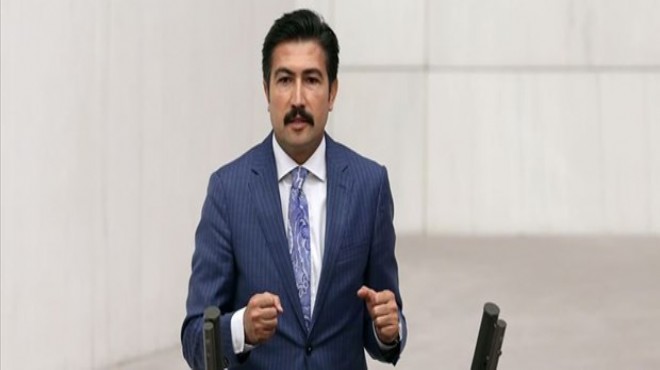 AK Parti Grup Başkanvekili Cahit Özkan kaza geçirdi