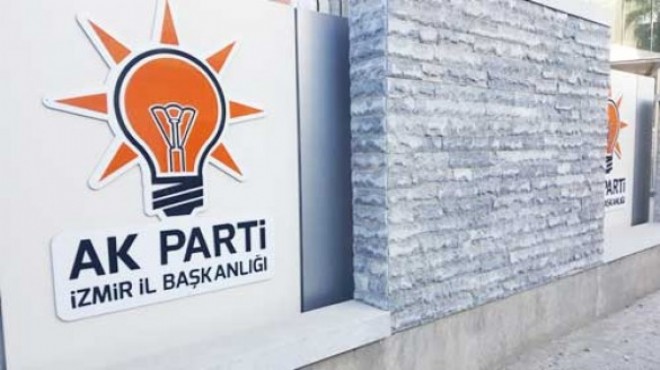 AK Parti İzmir’de sürpriz istifa!