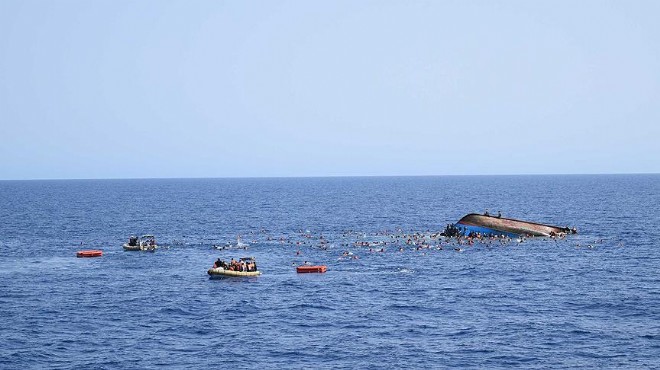 Akdeniz de büyük facia: 239 ölü