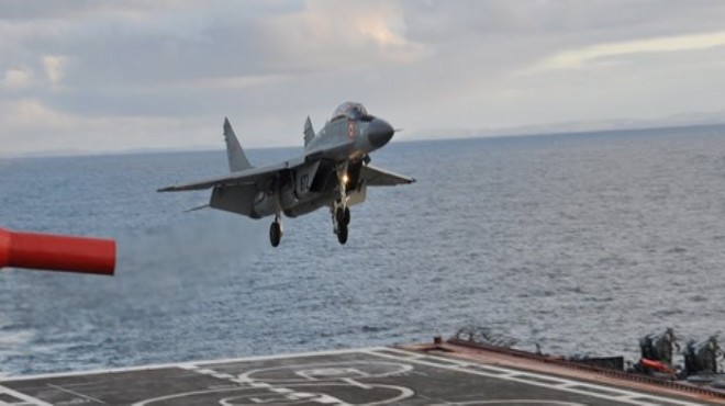 Akdeniz’de Rus savaş uçağı düştü