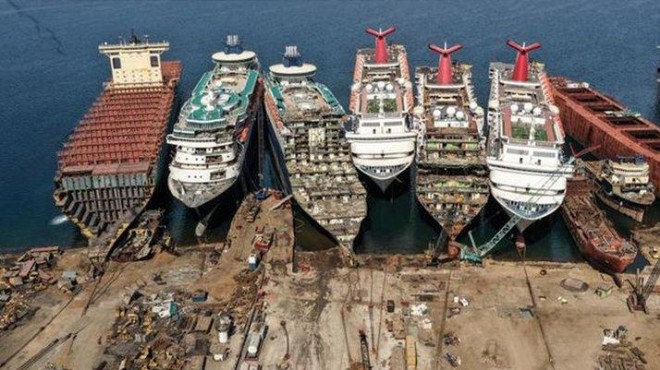 Aliağa’da gemi söküm raporu: 5 yılda 714 gemi