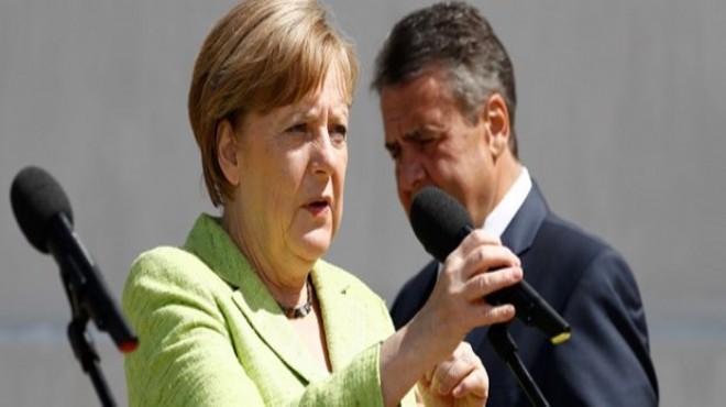 Almanya Başbakanı Merkel den  Brexit  açıklaması