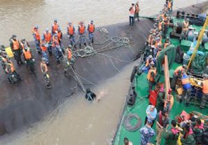 Çin deki gemi faciasında ölü sayısı 65 e yükseldi