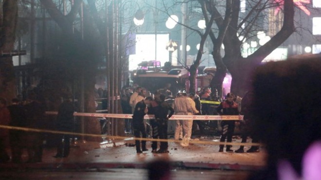 Ankara yası: İzmir teröre lanet okudu!