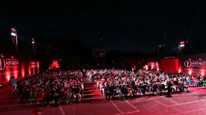 Antalya Film Festivali nde  Gerilla  krizi!