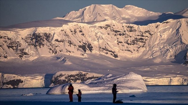 Antartika da Türkiye büyüklüğünde buz eridi!