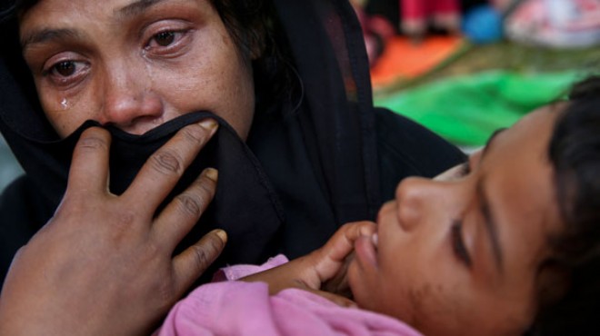 Arakan da patlama sesi! Yaralı bir kadın Bangladeş e getirildi