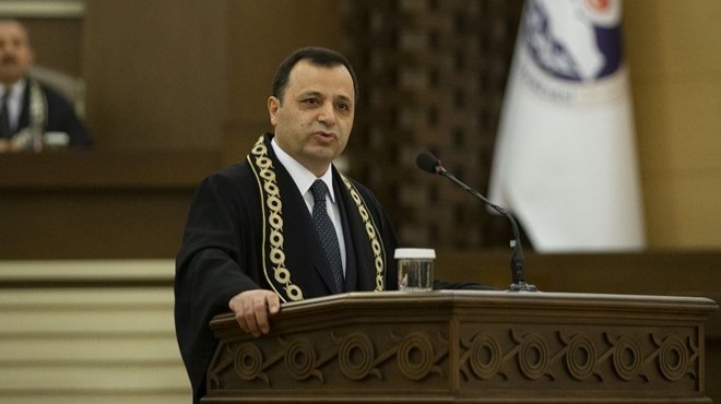 AYM Başkanı: Yüksek mahkeme yetkisini aşmadı