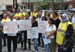 İzmir’de nöbet isyanı: Doktorlar önlük çıkardı! 