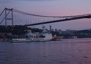 İstanbul boğazında tekne alabora oldu: 2 kayıp