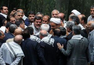 İran meclisinde büyük kavga:  Hain  diye bağırınca... 