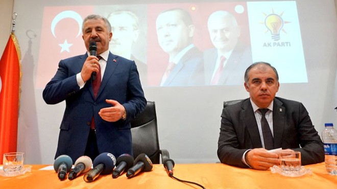 Bakan Arslan’dan İzmir’de yeni anayasa mesajı: Bu ülkenin geleceği…