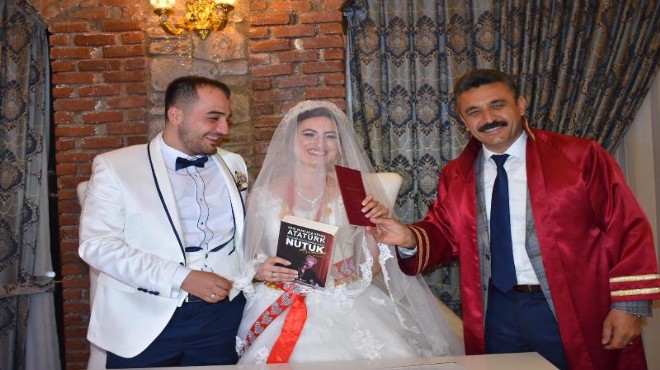 Başkan Kırgöz den ilk nikah