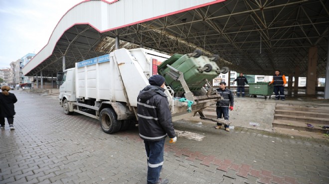 Belediyeler el uzattı: Gaziemir de  çöp  dayanışması!