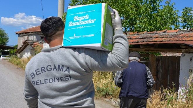 Bergama’da 137 mahalleye gıda yardımı