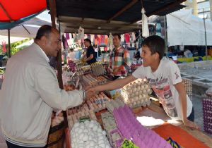 Başkan Arslan Balatçık ve Yenimahalle pazarların gezdi