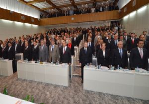 İşte İzmir’in yeni meclisi: Komisyonlara kimler seçildi? 