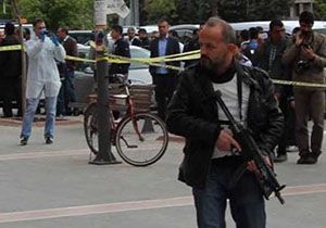 AK Parti seçim bürosuna saldırı: Eski vekilin oğlu öldü 
