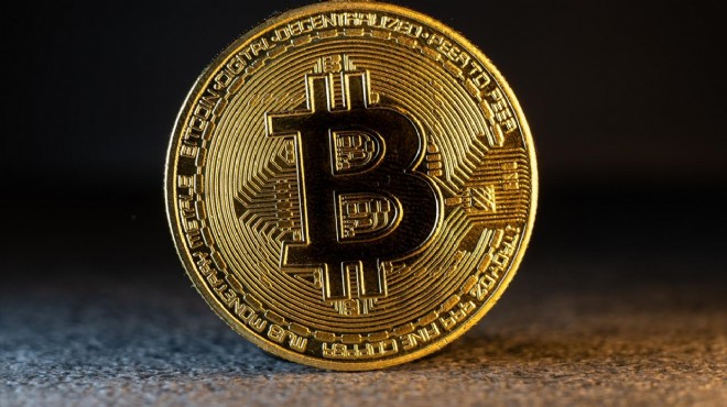 Bitcoin in piyasa değeri 1 trilyon doları aştı