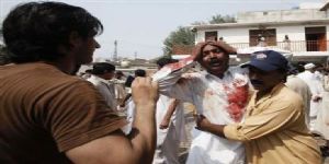 Pakistan da kiliseye intihar saldırısı: 56 ölü, 100 yaralı