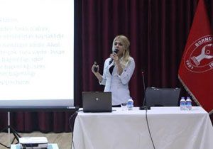 Bornova da bağımlılık seminerine büyük ilgi