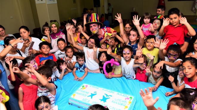 Bornova Çocuk Kulübü’nde doğum günü heyecanı