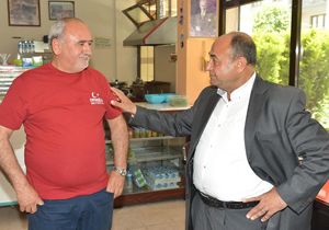 Başkan Arslan Ataşehir esnafını ziyaret etti