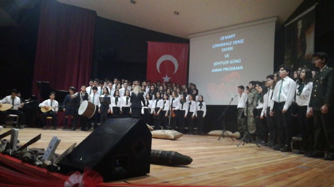 Bucalı öğrencilerden Çanakkale Oratoryosu