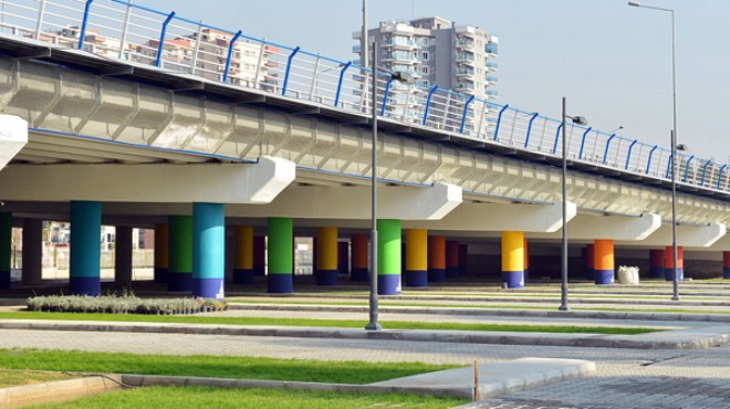 Büyükşehir’in projesi köprü altına renk getirdi!