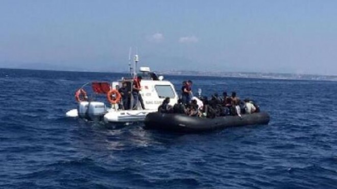 Çeşme ve Seferihisar da 105 kaçak göçmen yakalandı