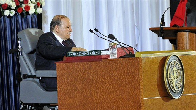 Cezayir Cumhurbaşkanı istifa etti