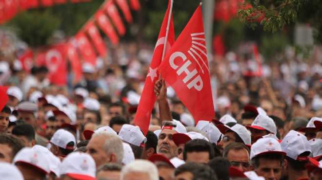 CHP de kazan kaynıyor: Kurultay için İzmir den kimler imza verecek/vermeyecek?