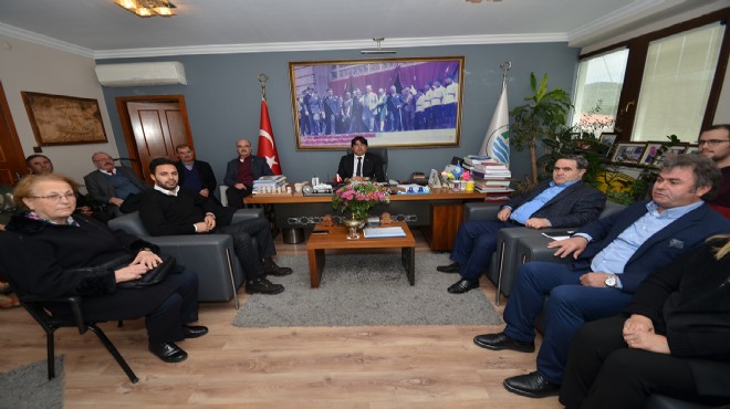 CHP Foça yönetimi, Başkan Demirağ ı ziyaret etti