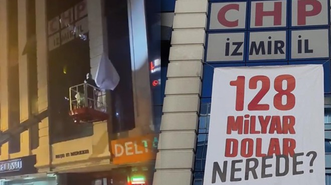 CHP İl Binası ndaki pankart söküldü